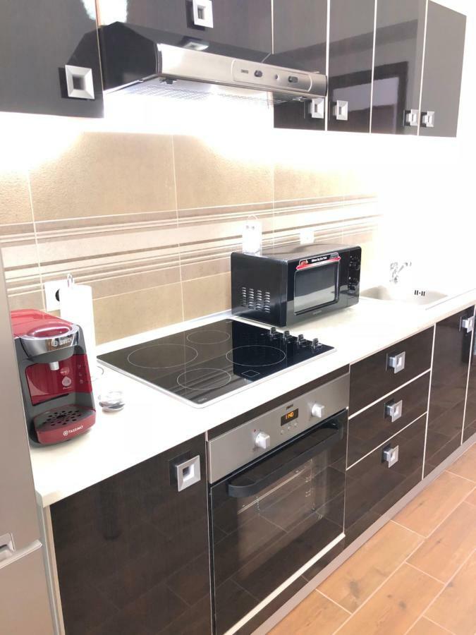 Apartament Studio Jadis Oradea Bagian luar foto